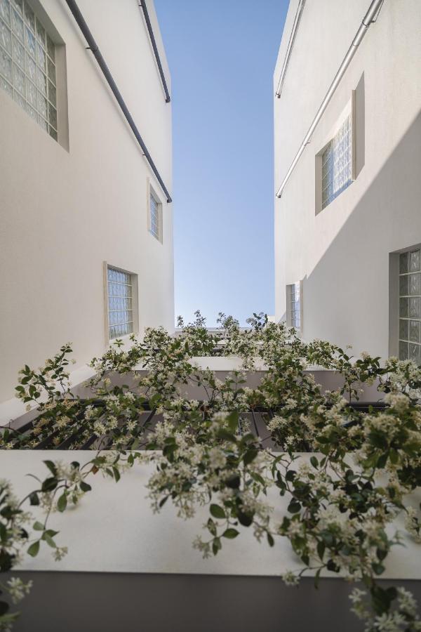 Alinea Urban Saripolou Square Aparthotel Limassol Exterior photo